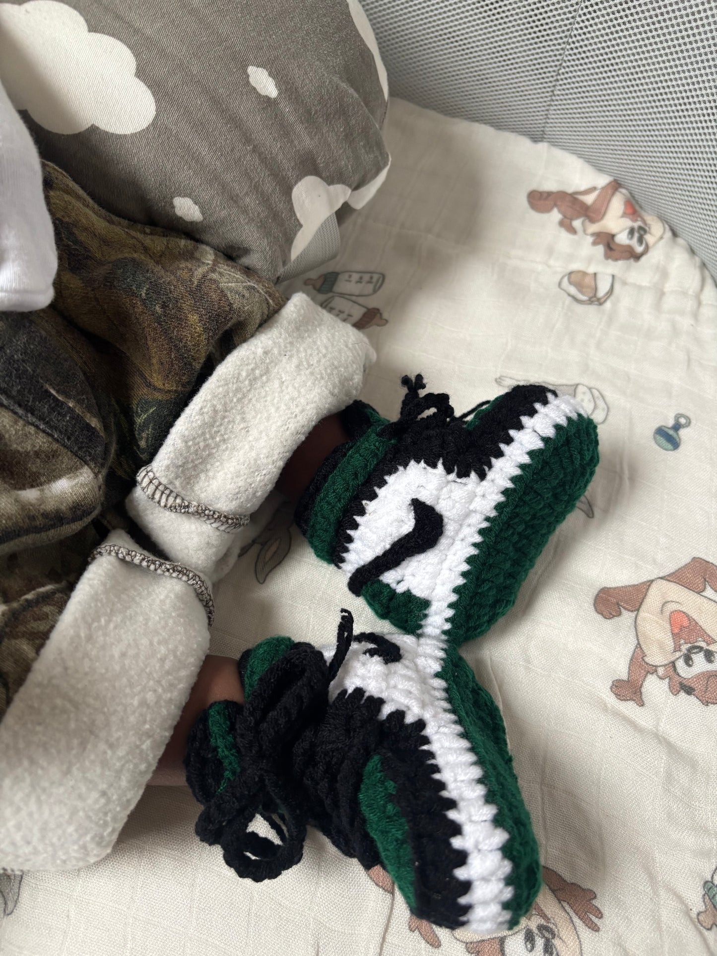AJ1 “Pine Green” Style Knitties