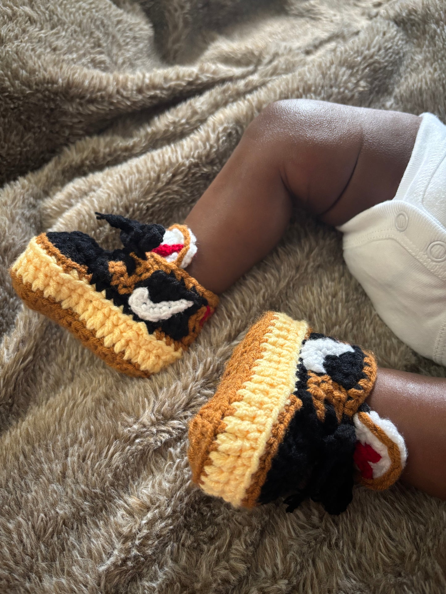 AJ1 “TS Low” Style Knitties